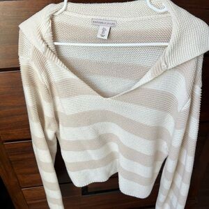 Sincerely Jules Beige off white V-Neck Sweater